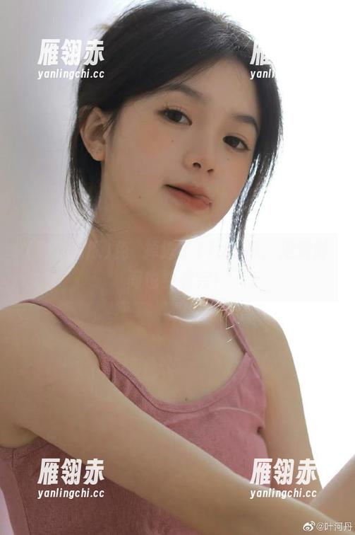 免費掉进了17c吃瓜，浪费时间也要看完！