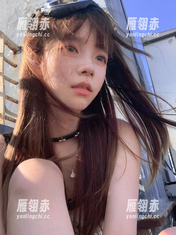 51cg 从头到尾盯着51cg,吃瓜黑料就像一场小型聚会,热闹得很。