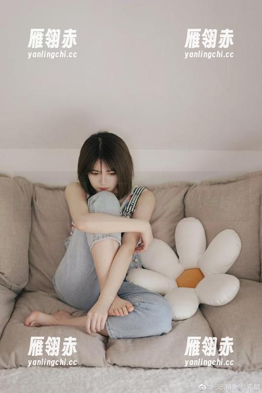 最新五一聊天室www685151com，今天的瓜好厚啊，快心灵手巧。