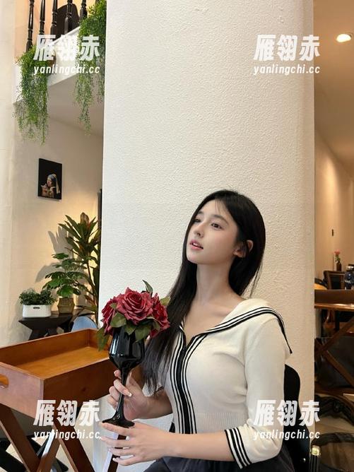 51吃瓜网导航：专为好奇宝宝们打造的明星黑料背后之旅！