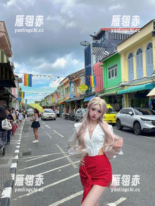 52cg.com 我的生命有一半在www.52cg.com的网页里,另一半呢?就在刷剧!