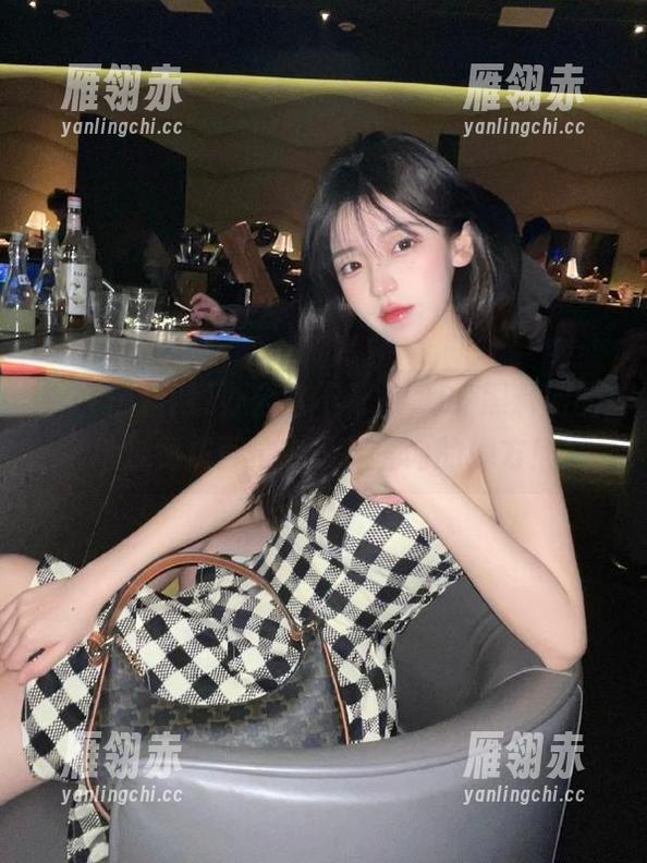 91黑料网 办公室不开门,91黑料网的地址竟成百忙中最想查询的地方!