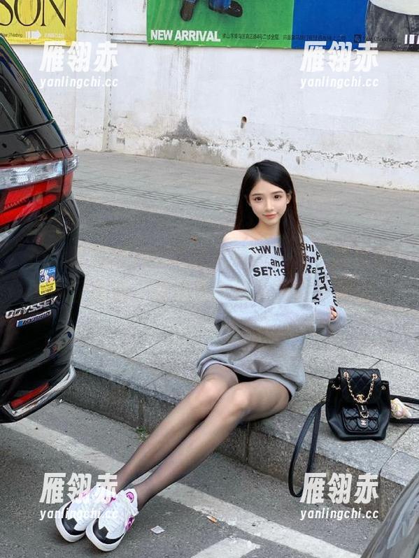 在98吃瓜网站，每一颗瓜都写满了故事，仿佛在带我上天口头漫游...