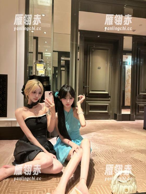 通过“zztt08.su”传送门，和瓜们有个约会吧！