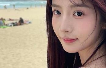 “一起吃瓜1完整版”送你免费瓜，感觉比水果摊还划算！