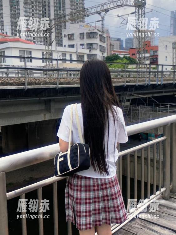传送门通往何处？五一吃瓜网APP官方带你领略奇妙瓜宴！