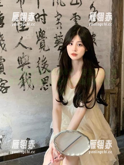 享受最新体验：在免费吃瓜里看网红们直播，隔着屏幕都能感受到那种火花！