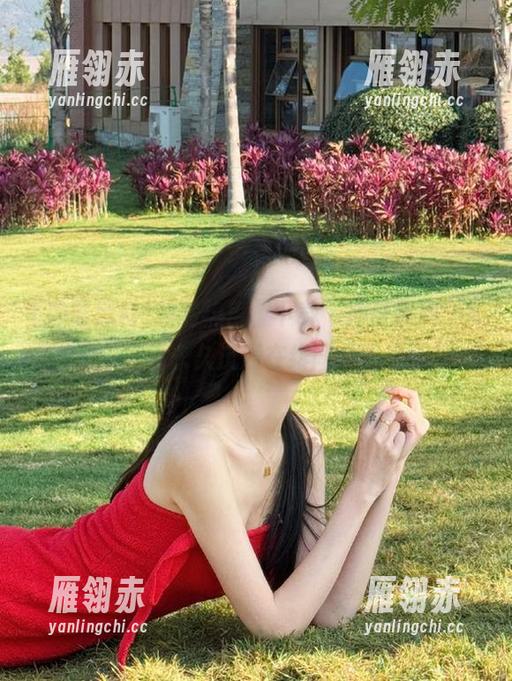 趁着热度，下载“冲哥黑料”APP，感受永久沉浸在绯闻中的快乐！