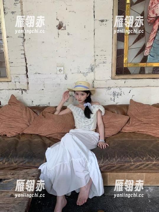 亚洲国产幸福，从“冲哥黑料”开始，快转发这个网址，享受网红们的小尴尬！