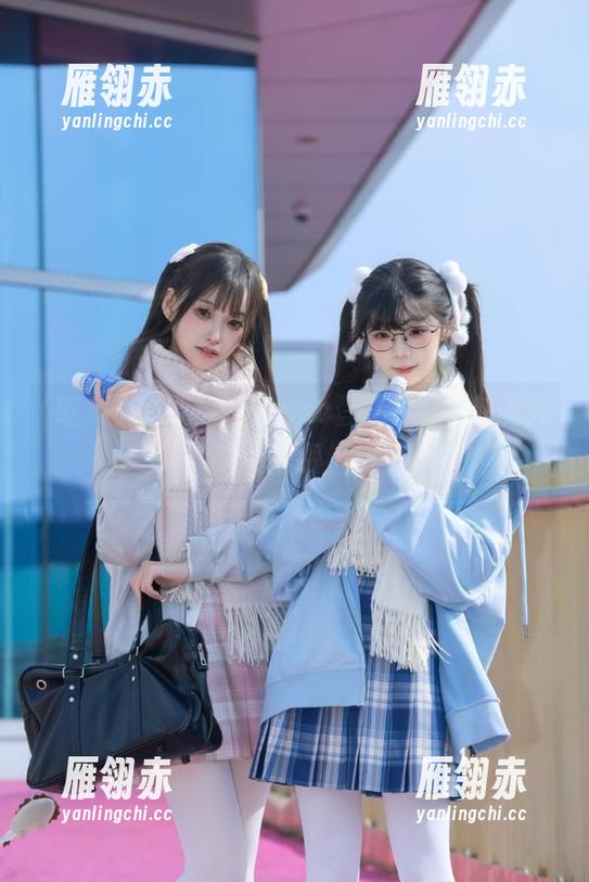 吃瓜17cgcc登录后，8卦满天飞，脑袋得跟上节奏！