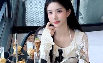 吃瓜直播在网页上一播，轻松点击就能让你心灵和胃都狠狠被喂饱