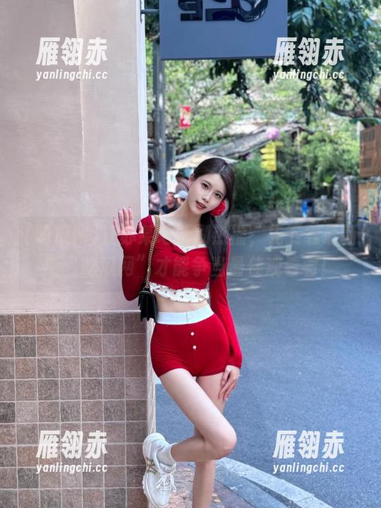 吃瓜网 江苏某地新剧热播,先下载最新版“吃瓜网”才能争当最佳观看者!