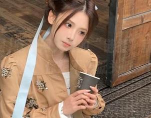 吃瓜网入口的“链接”就像夏日的冰淇淋，你想不想低头咬一口？