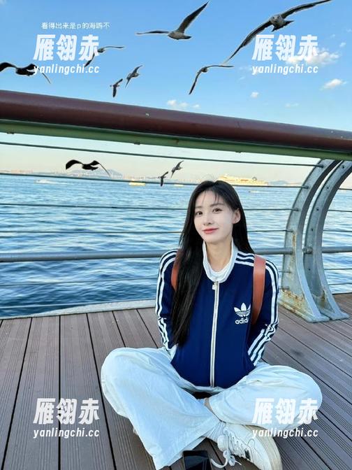 吃瓜网首页：在线观看的时候，你的回头率应该也不低吧？