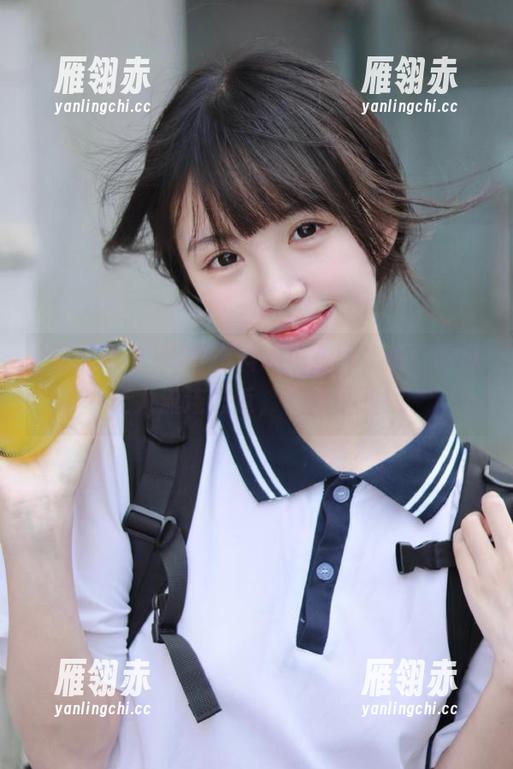 跟着爆料海角官网，热门吃瓜让人流连忘返，不停翻动！