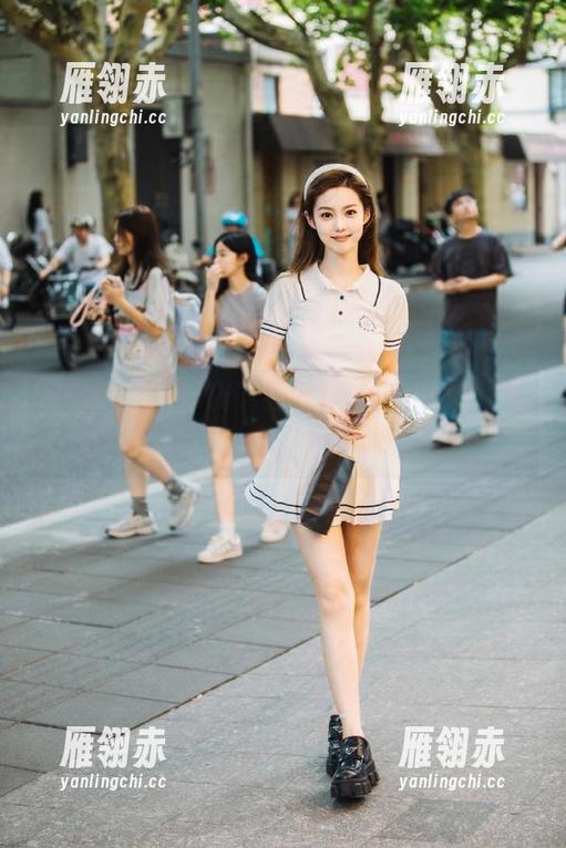 刚下载了155fun黑料不打烊app，呃…脑补了一整部八卦大片！