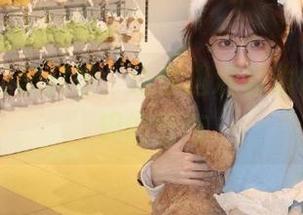 黑料吧，让你边观看边怀疑这世界的智商
