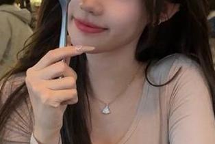 黑料在线的传送门，让你感受足不出户就能被卷入的震撼！