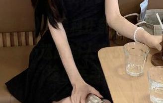 “黑料正能量”集群里，难道还真有永不迷路的人存在？还是全是迷途小羔羊。