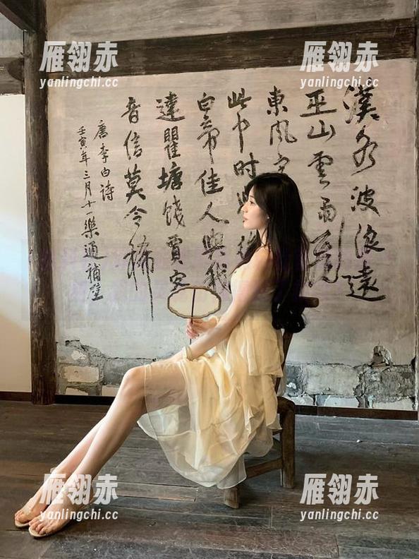 浑浑噩噩刷到黑料社首页的那一刻，我的灵魂仿佛得到了救赎？