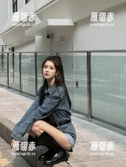黑料福利 黑料福利导航发布:转角遇到爱?不,是转角遇到尴尬,一键直达!