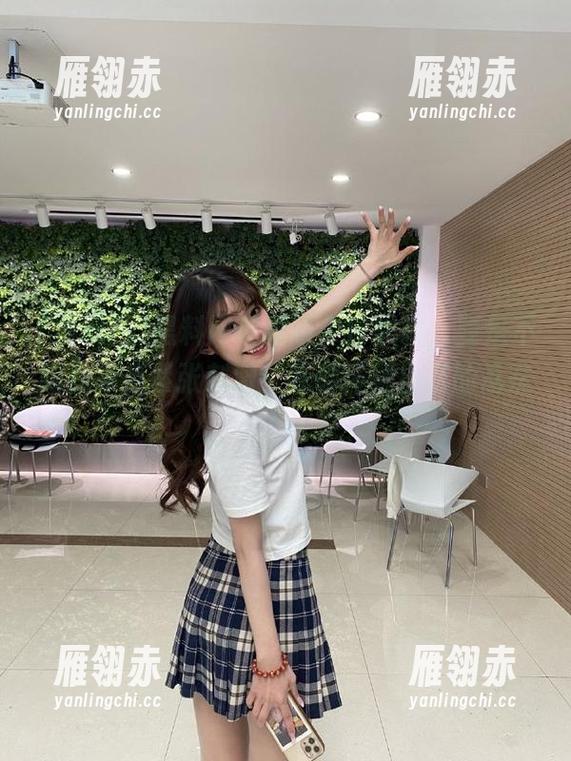 黑料网苹果版今日黑料，要是不跟我来点紧张刺激，我都怀疑自己的品味了！