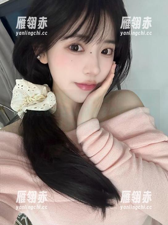 黑料网 在黑料网的ios上,今日黑料首页的内容也太让人忍不住多想了,有种欲说还休的感觉!