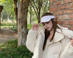 聊聊天，黑料网站最新入口大公开，我的好奇心已经醒了，真想深潜一下！