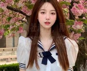 下载黑社料后，再也不担心无聊了，撕心裂肺的娱乐生活啊！