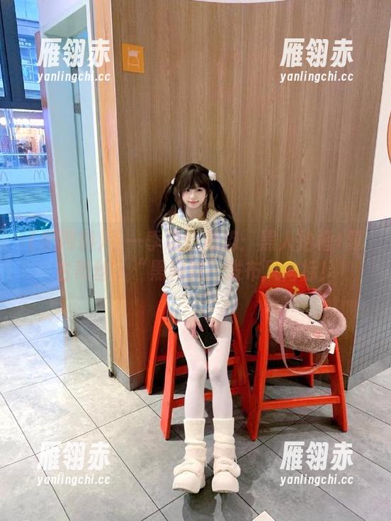 下一季流行趋势：黑人抬棺+复古黑丝，“黑网料”发布风向标！